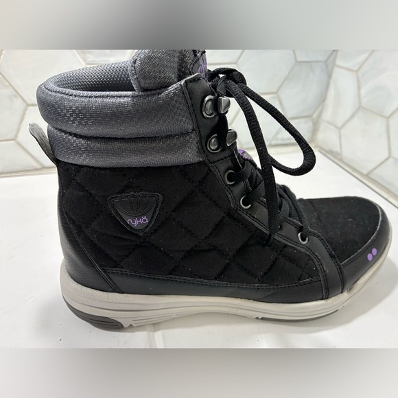 Ryka Aurora Women's Quilted High-Top Black Ankle Booties Size 7 - Picture 4 of 15